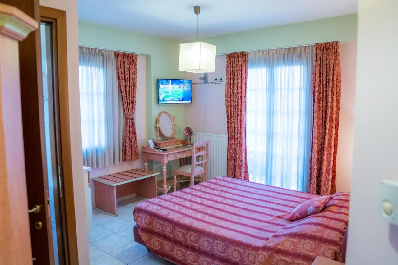 Yiannis Apartments Ioannina Luaran gambar